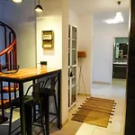 Lägenhet Comfortable Duplex With Garage And Working Space *