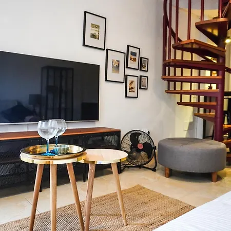 Comfortable Duplex With Garage And Working Space Lägenhet Puertito de Guimar