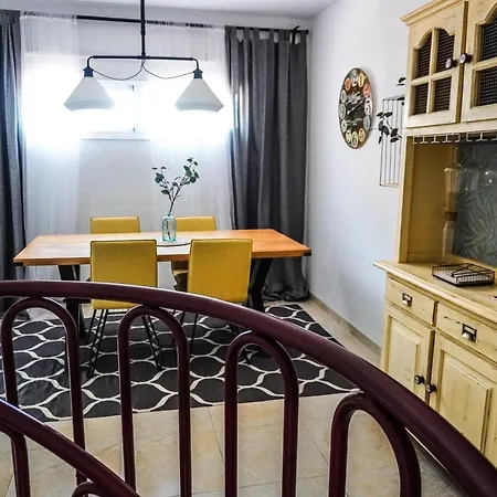 Comfortable Duplex With Garage And Working Space شقة بويرتيتو دو غويمار