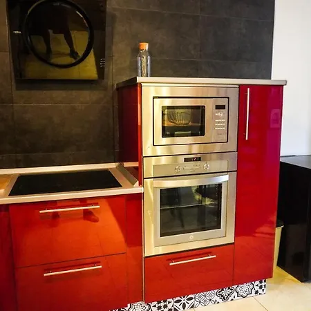 Lejlighed Comfortable Duplex With Garage And Working Space *